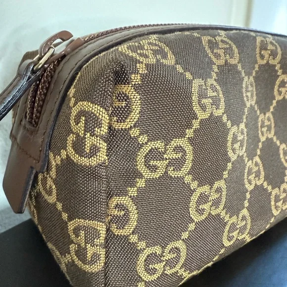NWOT Gucci Tan and Brown Monogram Pouch - Picture 4 of 10